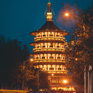 英国美女裸体同性自慰
